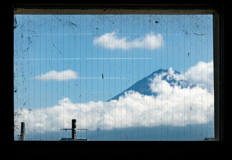 車窓の富士山
